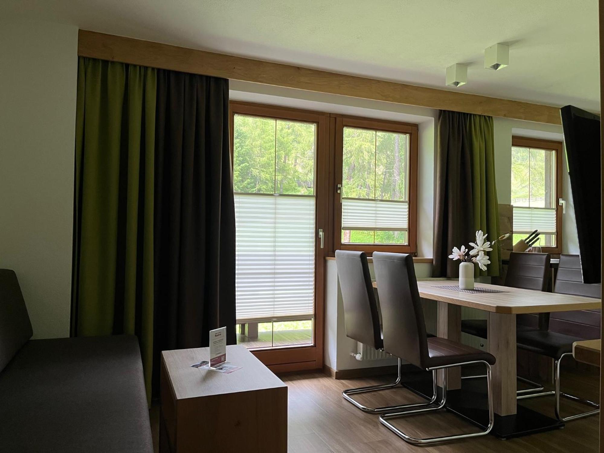Appartementhaus Nadine แลงเงนเฟลด์ ภายนอก รูปภาพ