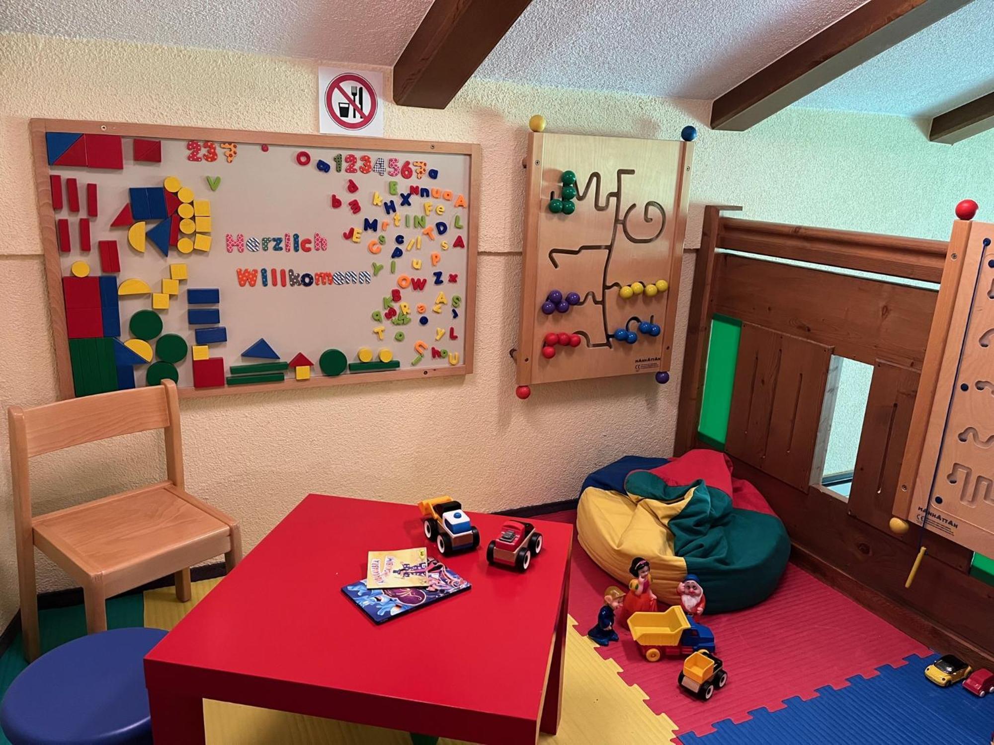 Appartementhaus Nadine แลงเงนเฟลด์ ภายนอก รูปภาพ