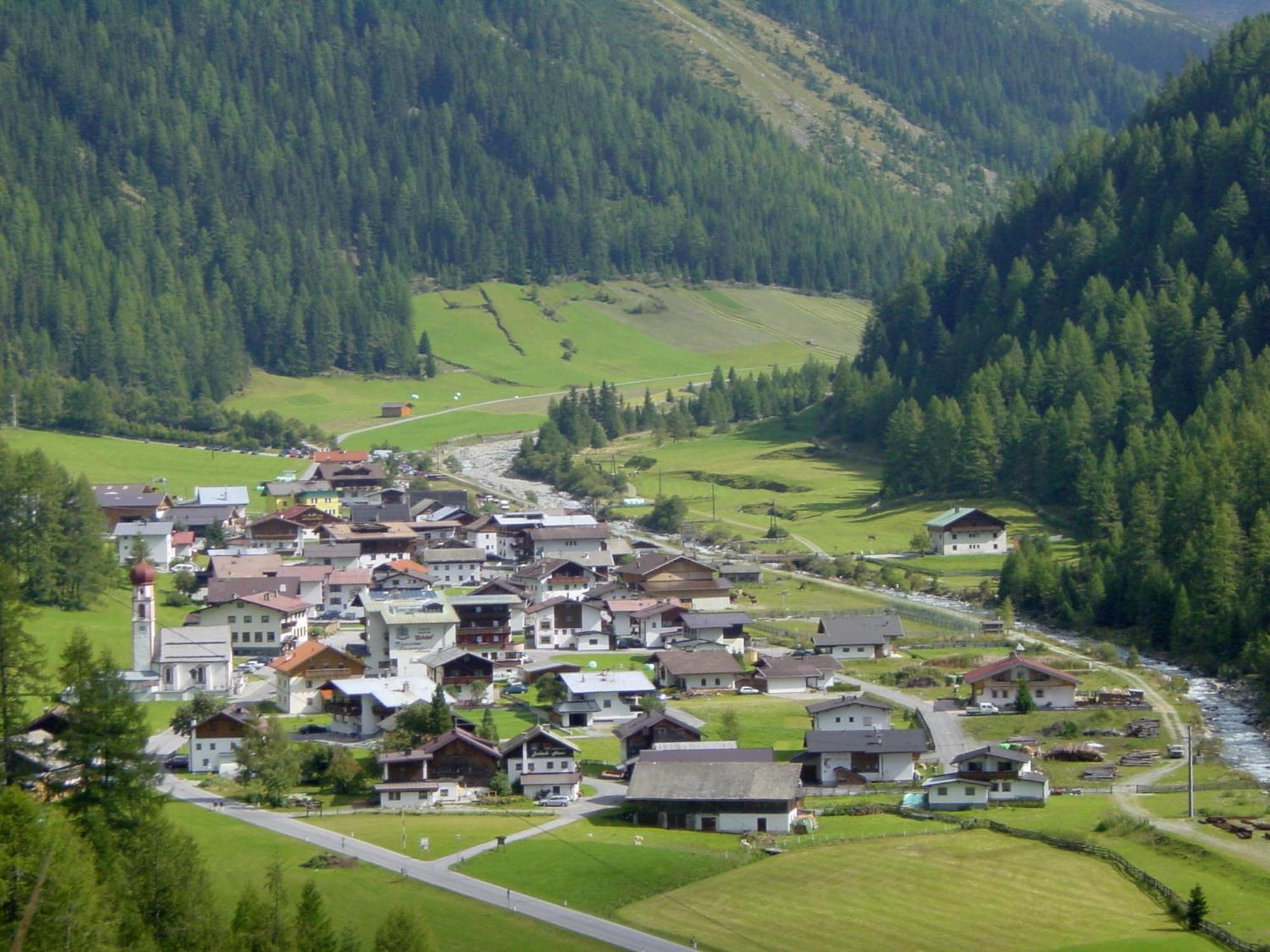 Appartementhaus Nadine แลงเงนเฟลด์ ภายนอก รูปภาพ