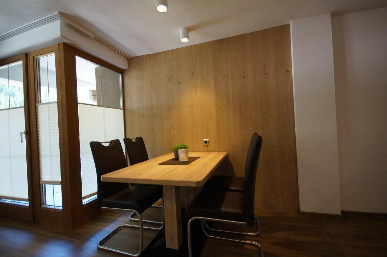 Appartementhaus Nadine แลงเงนเฟลด์ ภายนอก รูปภาพ